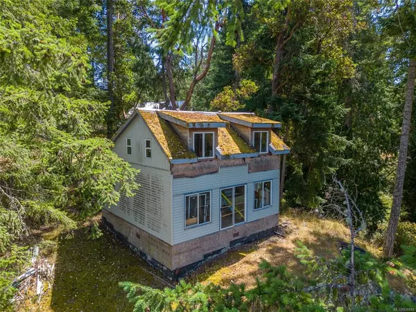 Pender Island, BC V0N 2M2,2657 Galleon Way