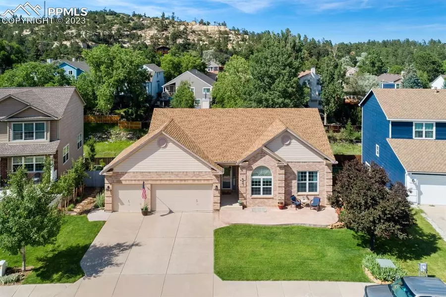 930 Carlson DR, Colorado Springs, CO 80919