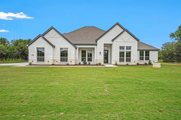 3900 Veal Station Road, Weatherford, TX 76085