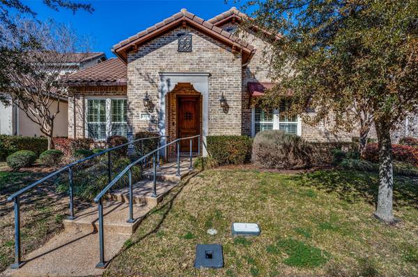 1516 Camino Lago, Irving, TX 75039