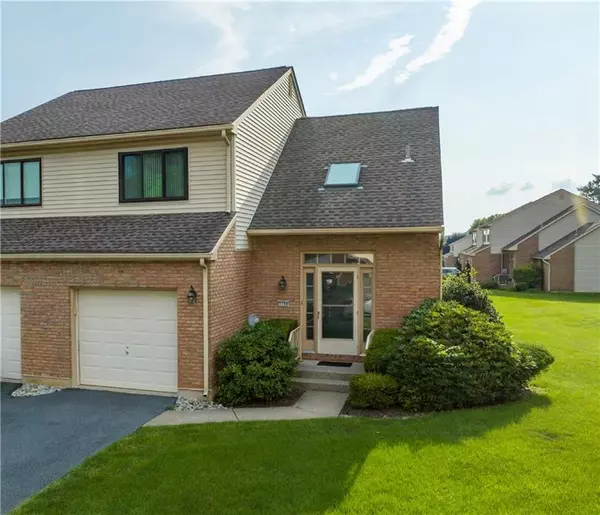 3240 Oakland Square Drive, Bethlehem Twp, PA 18020