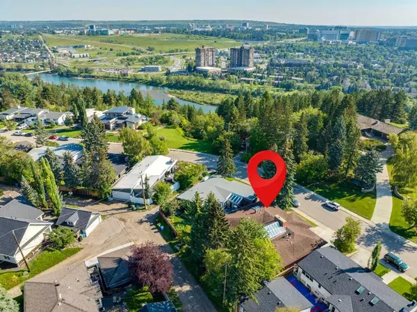 Calgary, AB T3C3E2,241 Wildwood DR SW