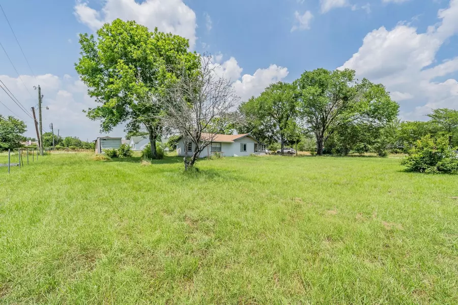 213 Flying Bridge Drive, Gun Barrel City, TX 75156