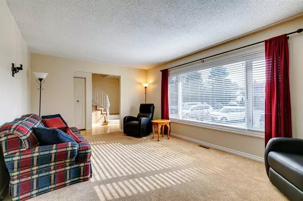 Calgary, AB T2X 1E5,248 Midridge PL SE