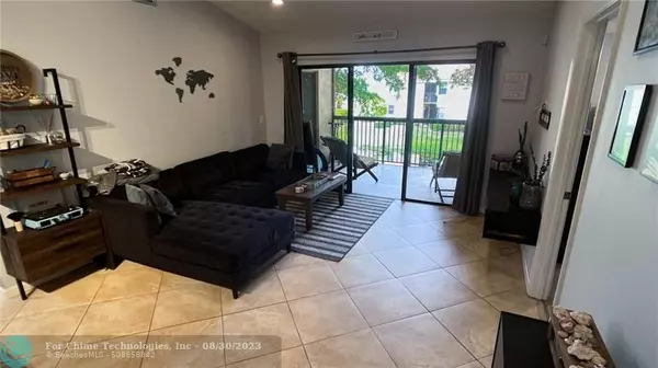 Coral Springs, FL 33067,5741 Riverside Dr  #205