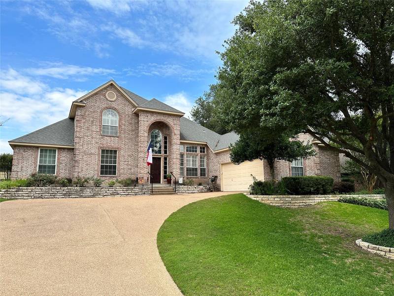 4208 Fair Ridge Drive, Fort Worth, TX 76008