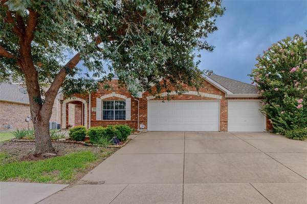 2351 Palo Pinto, Grand Prairie, TX 75052