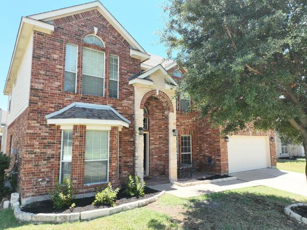 209 Autumnwood Drive, Mansfield, TX 76063