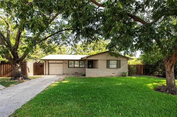 444 Lynn Street, Richardson, TX 75080