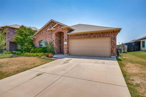 5122 Meadow Lane, Krum, TX 76249