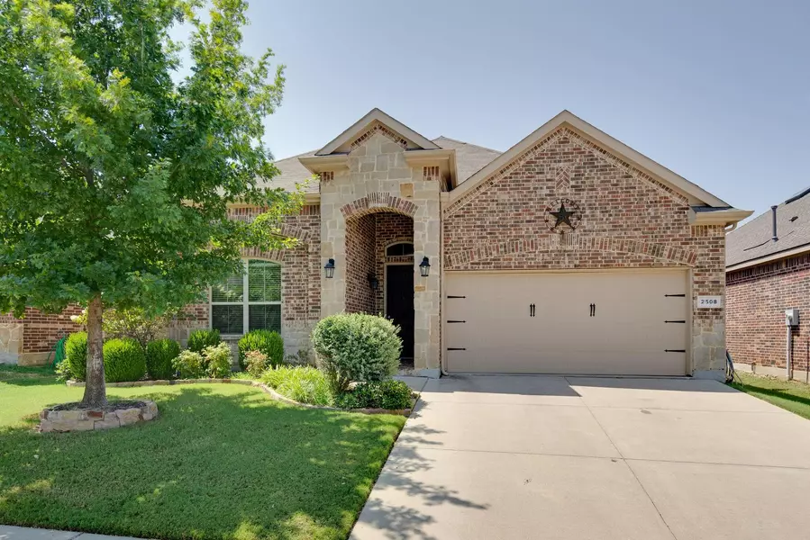 2508 Pioneer Drive, Denton, TX 76210