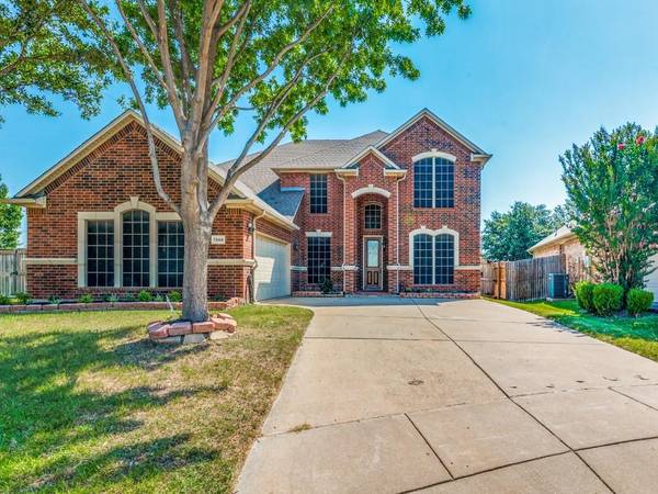 7044 San Luis Trail, Fort Worth, TX 76131