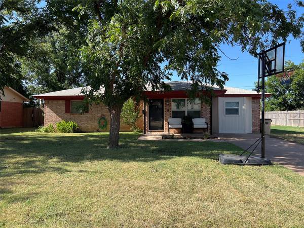 1516 Sunset Street, Merkel, TX 79536