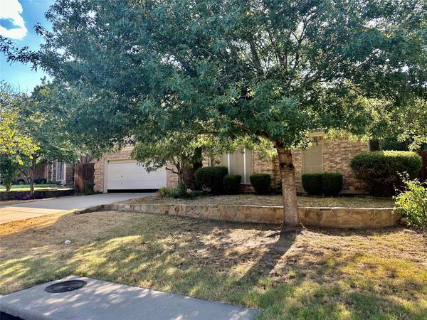 2210 Summer Brook Drive, Weatherford, TX 76087