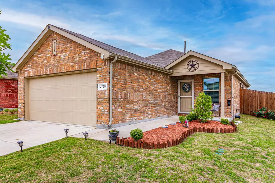 2725 Blackbuck Court, Crandall, TX 75114