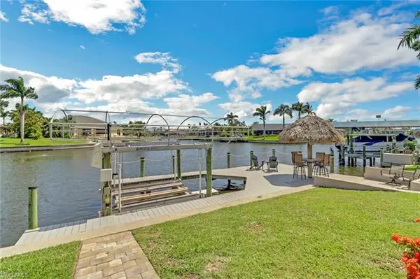 2128 SW 40th TER, Cape Coral, FL 33914