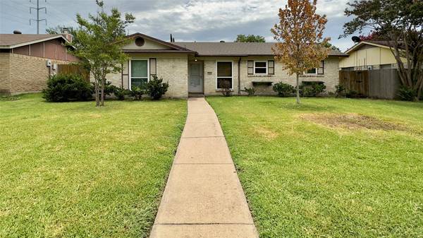 926 Longbeach Drive, Garland, TX 75043