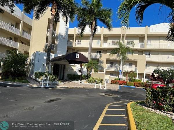 7701 Granville Dr  #101, Tamarac, FL 33321