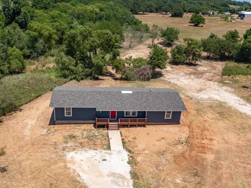 108 Frances Lane, Springtown, TX 76082