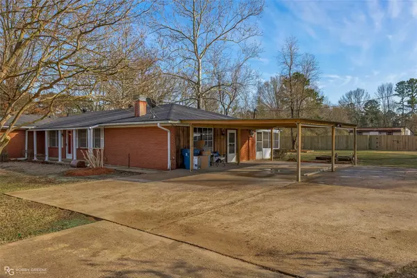 Haughton, LA 71037,633 W Mckinley Avenue