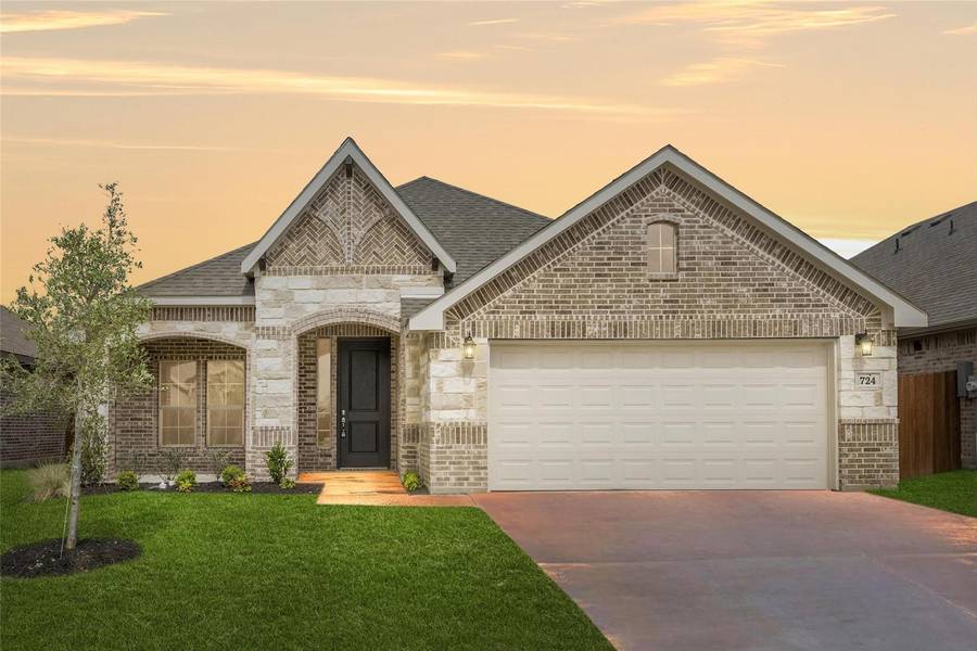 724 Sandy Chip Trail, Fort Worth, TX 76108