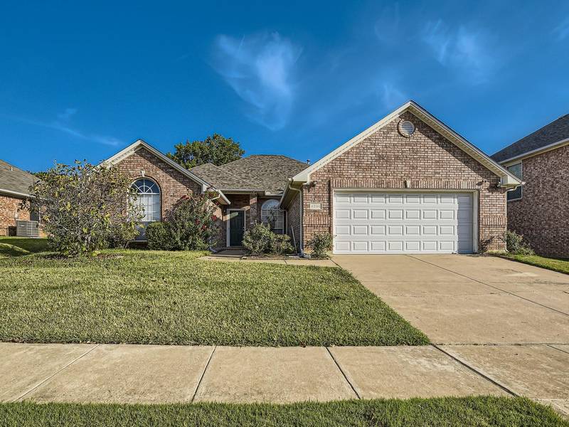 6205 Roaring Springs Drive, North Richland Hills, TX 76180