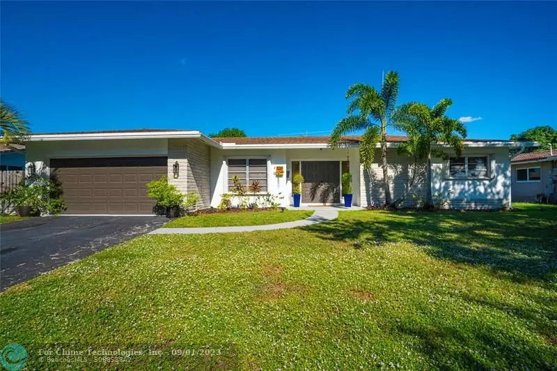 5261 SW 8th St, Plantation, FL 33317