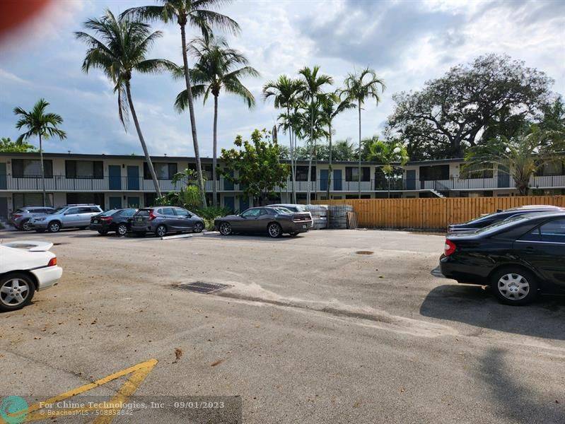 Wilton Manors, FL 33311,1901 N Andrews Ave  #101