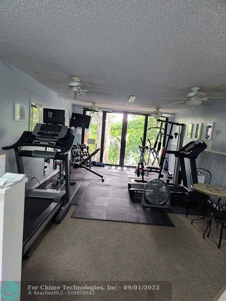 Wilton Manors, FL 33311,1901 N Andrews Ave  #101