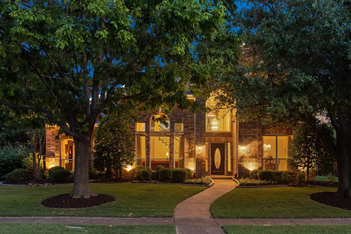 Plano, TX 75093,4400 Briar Hollow Drive