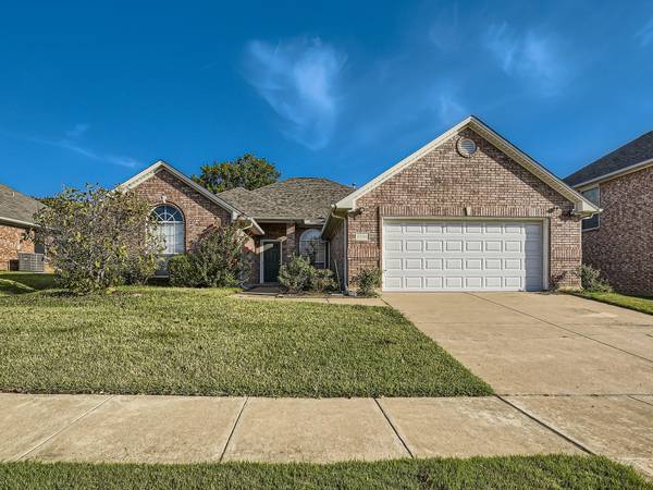 6205 Roaring Springs Drive, North Richland Hills, TX 76180