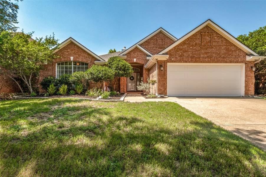 2817 Birmingham Drive, Grand Prairie, TX 75052