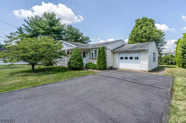 506 Pershing Ave, Pohatcong Twp., NJ 08865