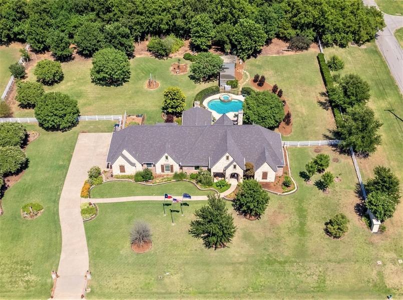 650 Scarlett Drive, Lucas, TX 75002