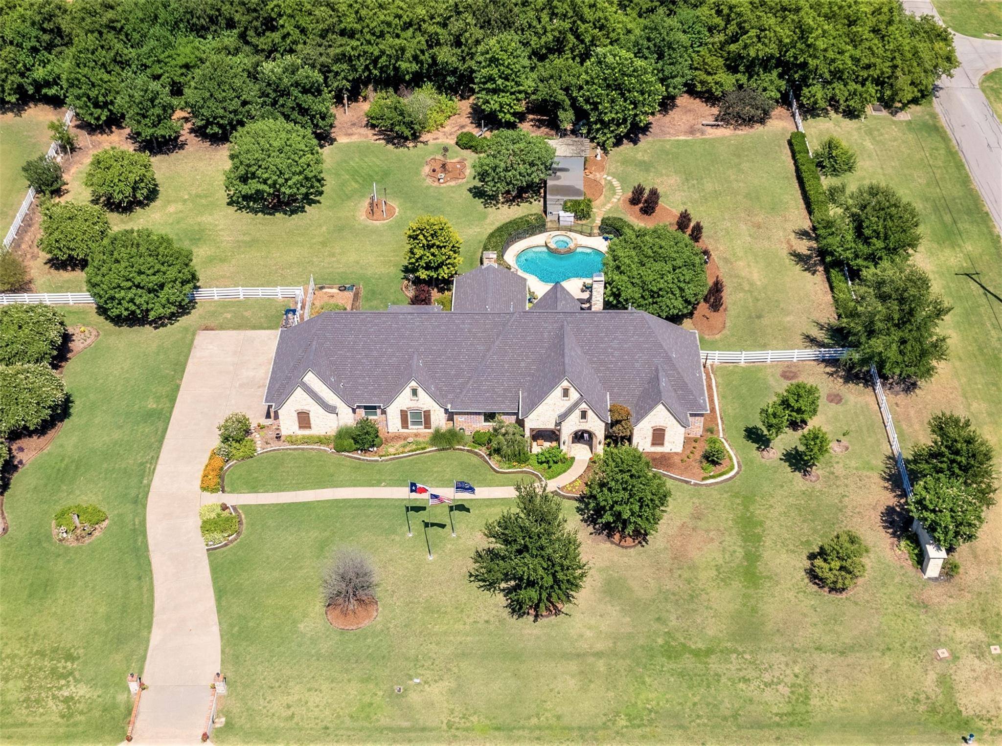650 Scarlett Drive,  Lucas,  TX 75002
