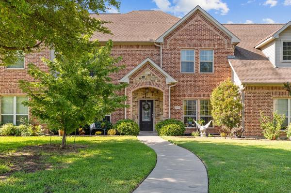 5213 Park Drive,  River Oaks,  TX 76114