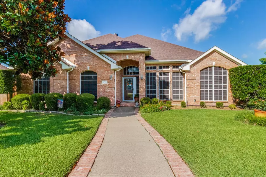 1713 Fredricksburg Drive, Mesquite, TX 75181