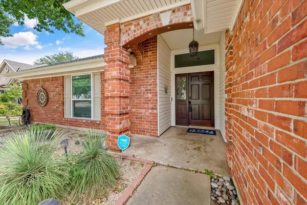 Grapevine, TX 76051,1817 Forestdale Drive