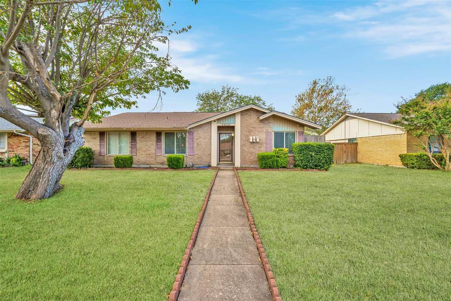 2914 Bonanza Lane, Garland, TX 75042