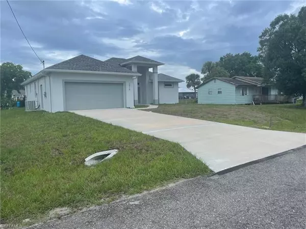 Lehigh Acres, FL 33971,2915 13th ST W