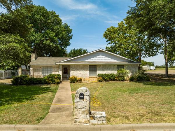 121 Falcon Lane, Hillsboro, TX 76645