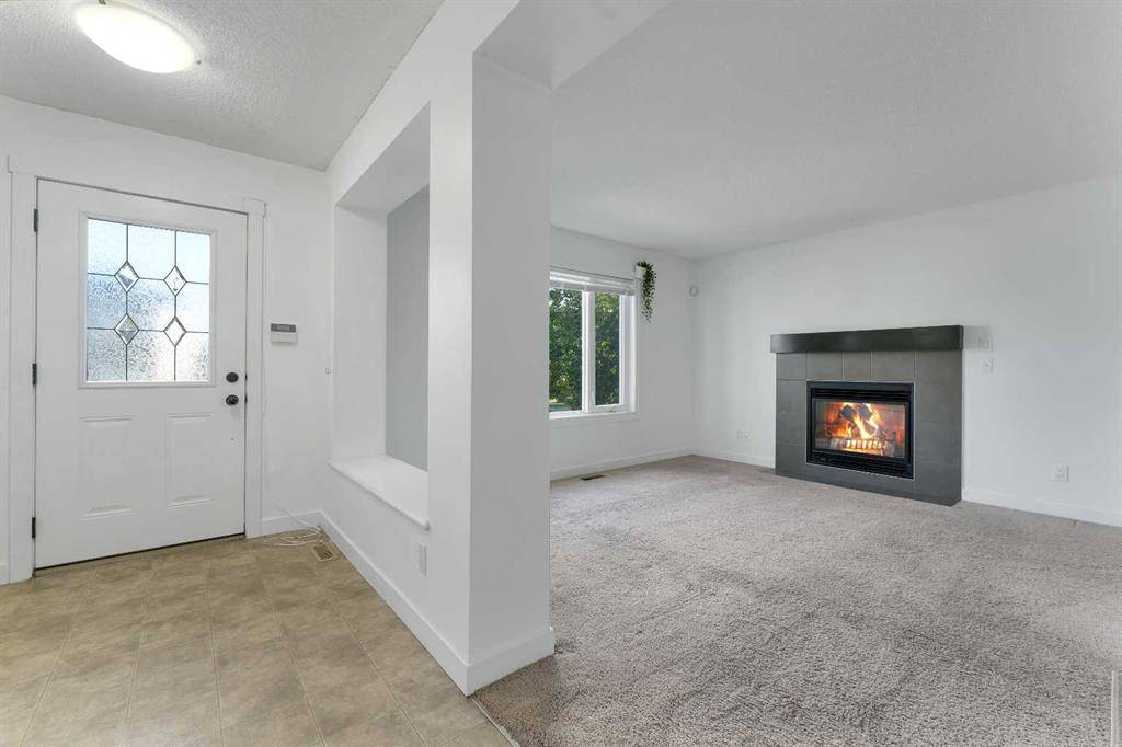 Calgary, AB T3J 5M5,47 Saddlebrook GDNS NE