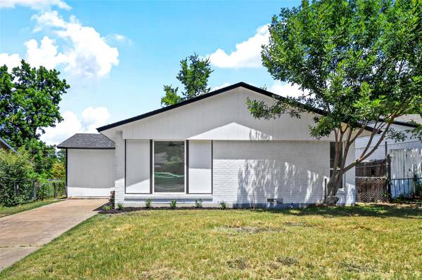 4231 Rust College Drive, Dallas, TX 75241