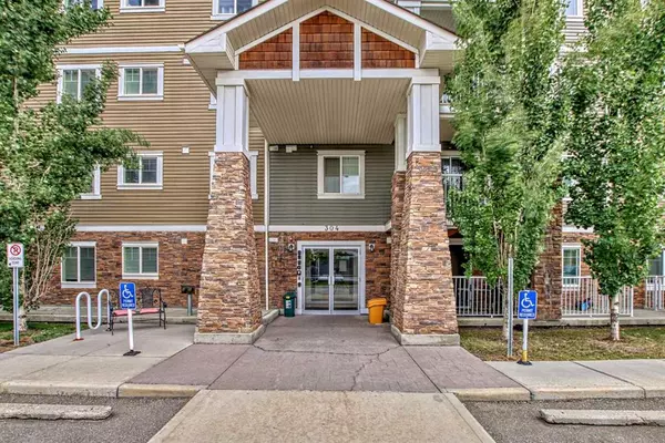 Calgary, AB T3M 1W2,304 Cranberry PARK SE #409