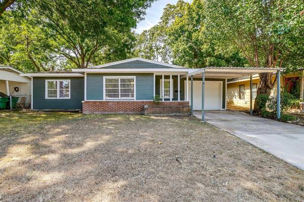 5809 Holloway Street, Westworth Village, TX 76114