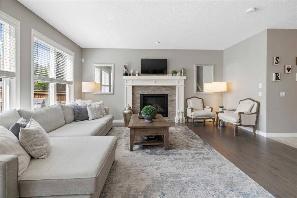 Calgary, AB T3M 2G4,166 Auburn Sound Close SE