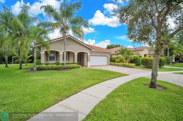 West Palm Beach, FL 33413,6725 Osage Cir