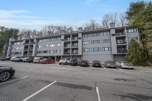 41 Mount Kemble Ave #403, Morristown Town, NJ 07960