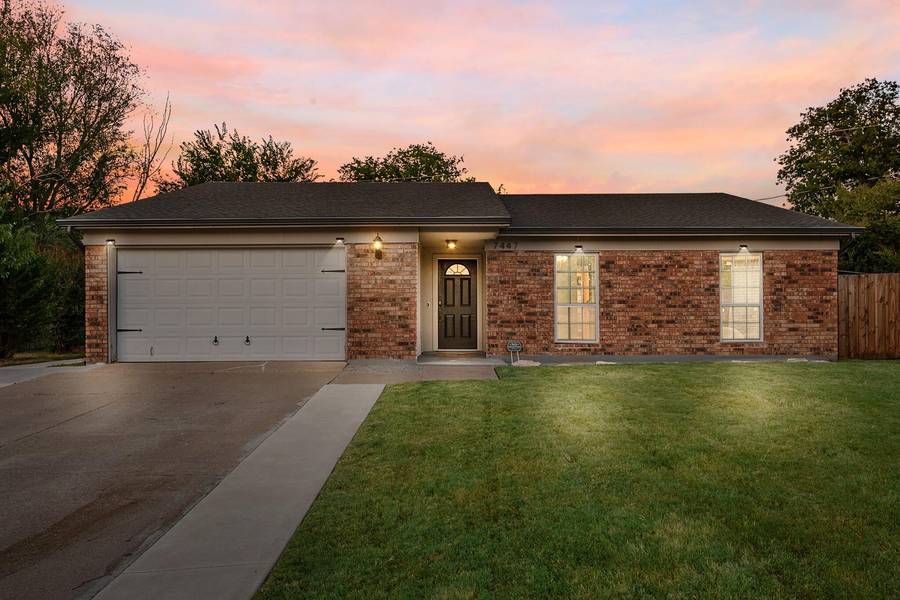 7447 Sandhurst Lane N, North Richland Hills, TX 76182