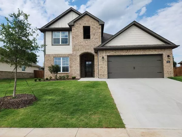 804 Feather Edge Drive, Springtown, TX 76082